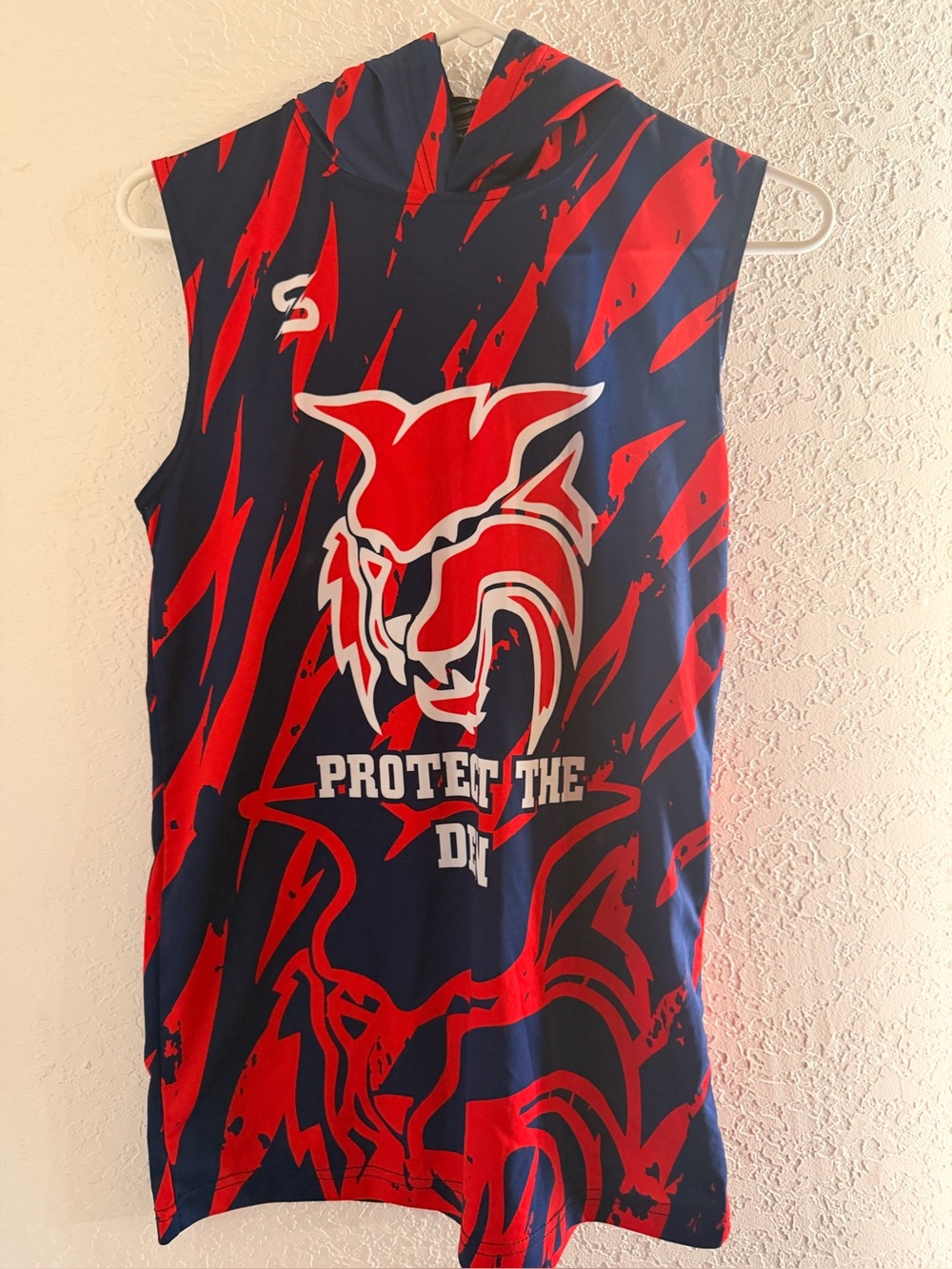 Salvage Sports Navy & Red Graphic Sleeveless Hoodie